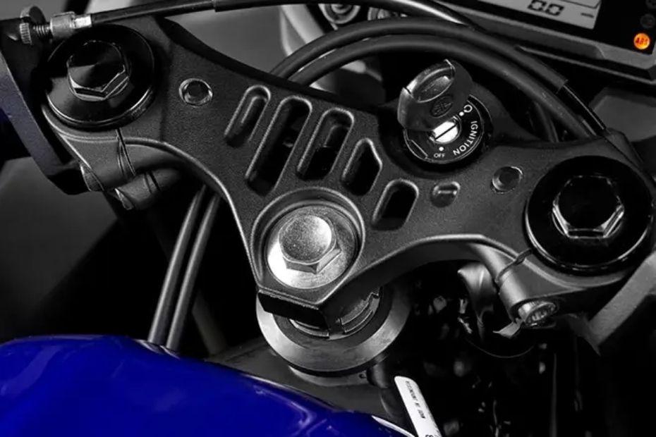 Yamaha r3 aluminium handlebar crown