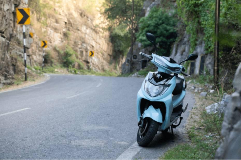 Battre Electric Mobility Love Front View