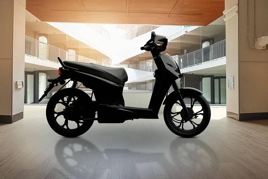 BGauss RUV350 Right Side View