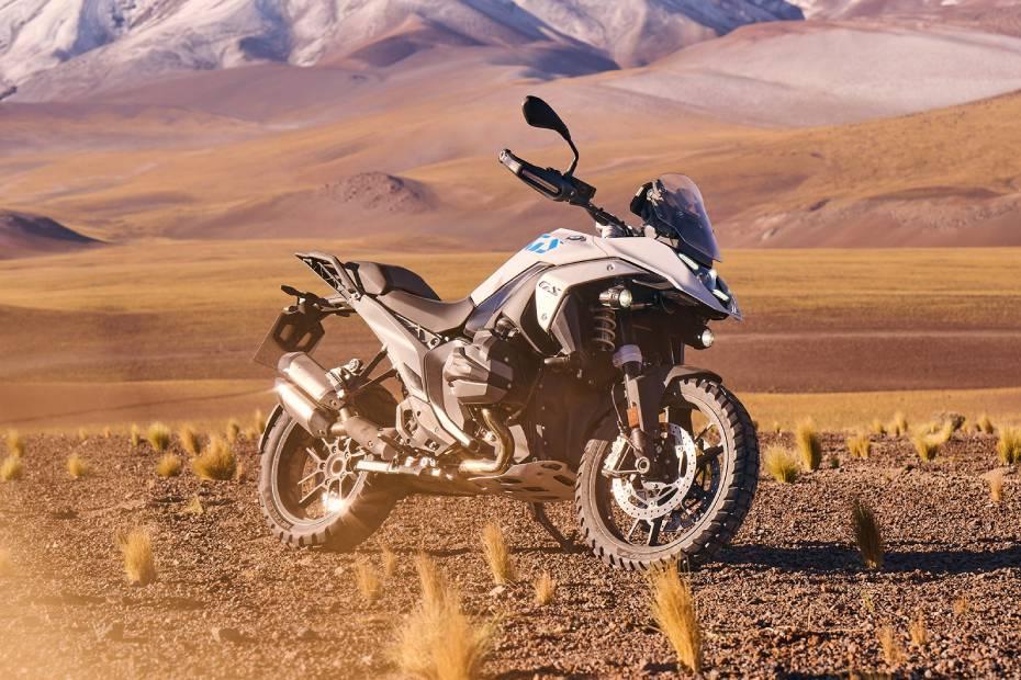 Bmw r 1300 gs right front three quarter