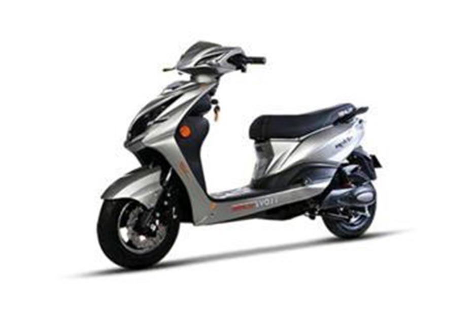 युकी शिगा scooters