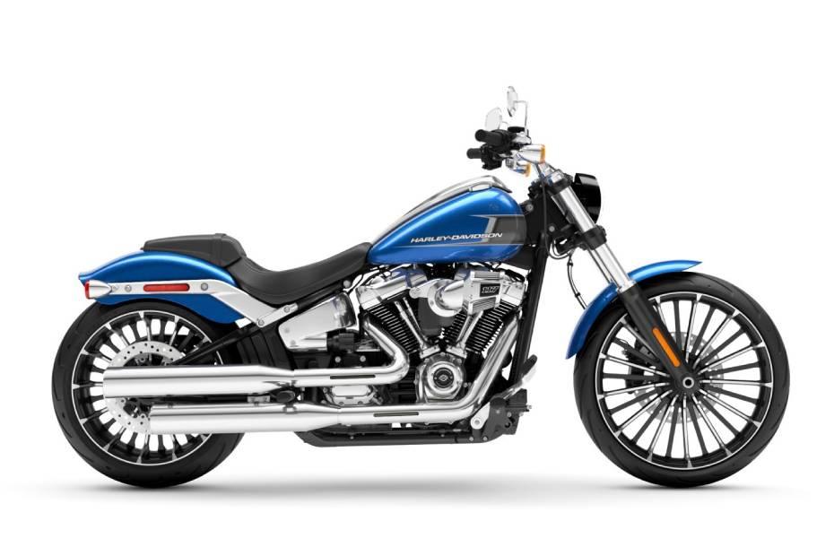 Harley davidson breakout 117 right side view