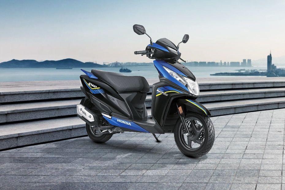 Honda Dio 125 Right Side View