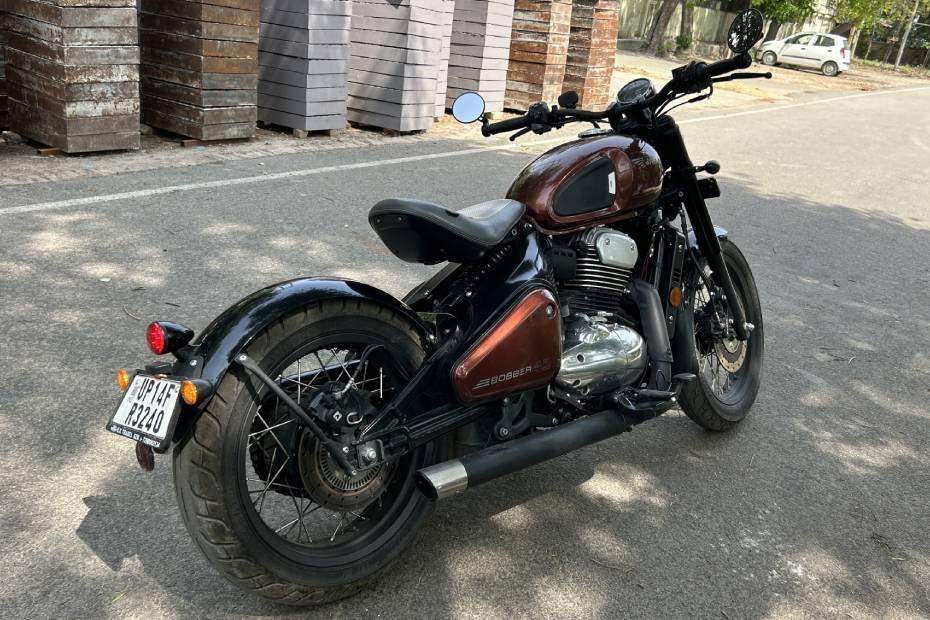 Jawa 42 bobber rear right three quarter