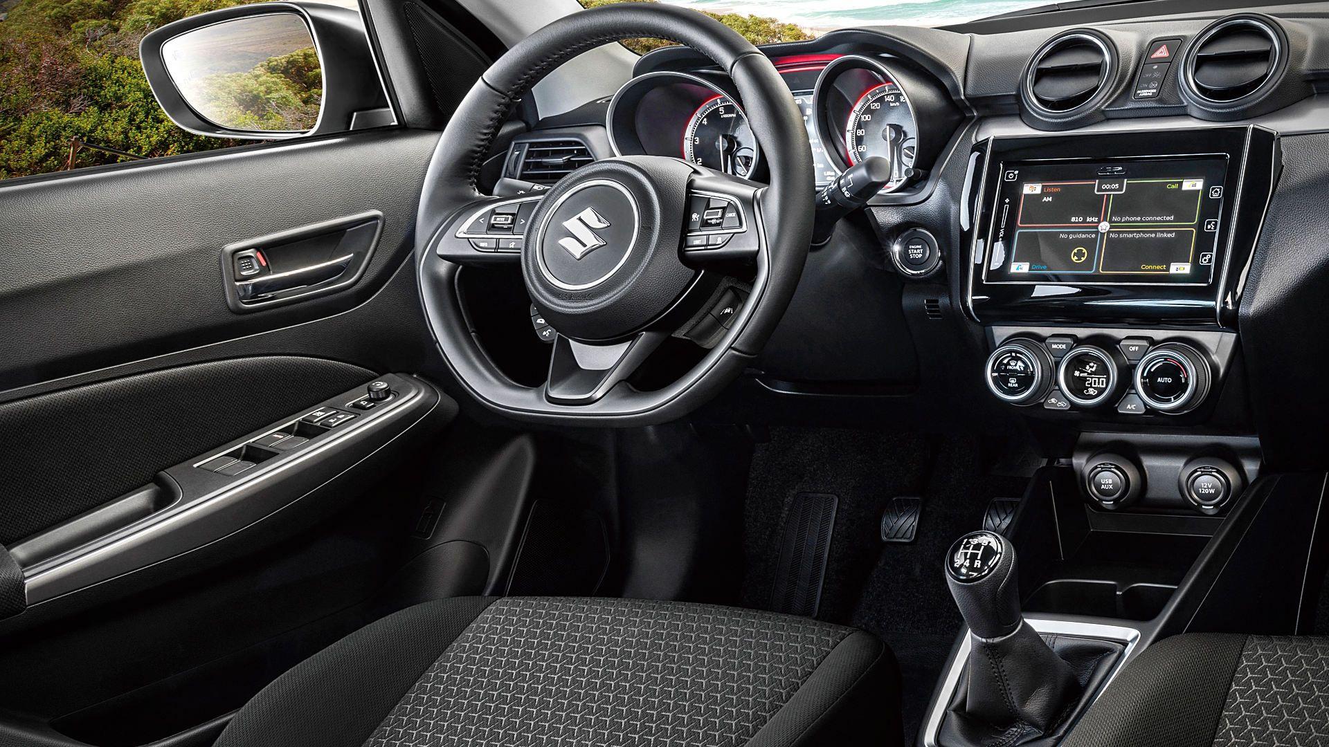 Interior & Features