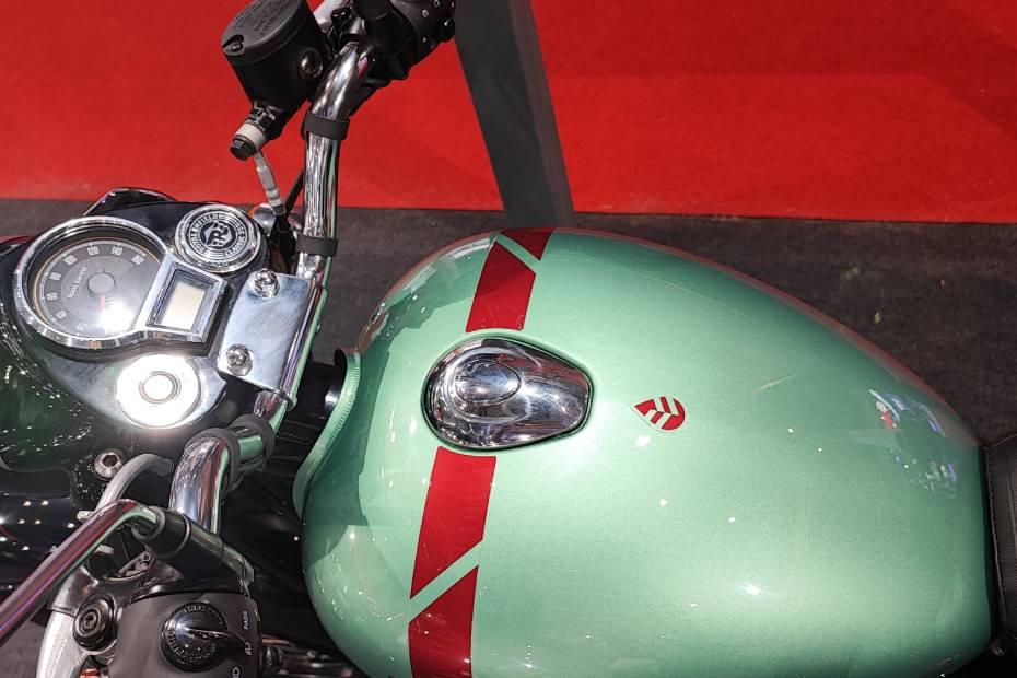 Royal enfield classic flex fuel tank