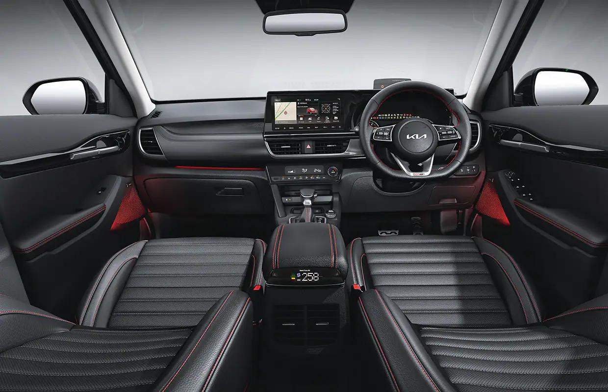 Interior & Features