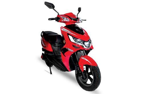 Komaki XGT X4 scooters