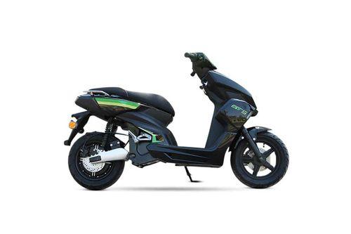 White Carbon Motors GT5 scooters