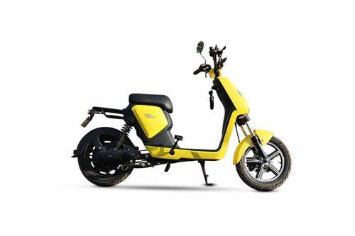 White Carbon Motors O3 scooters