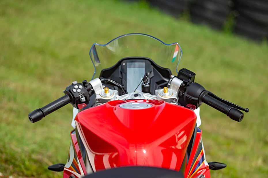 Tvs apache rr 310 handle