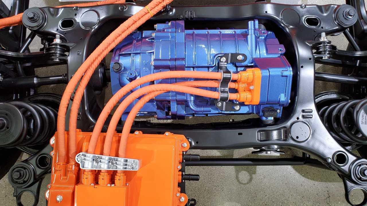 Engine & Performance