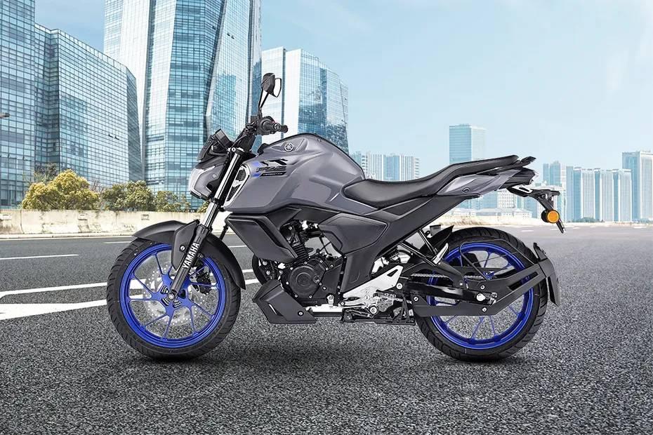 Yamaha fzs fi v4 left side view
