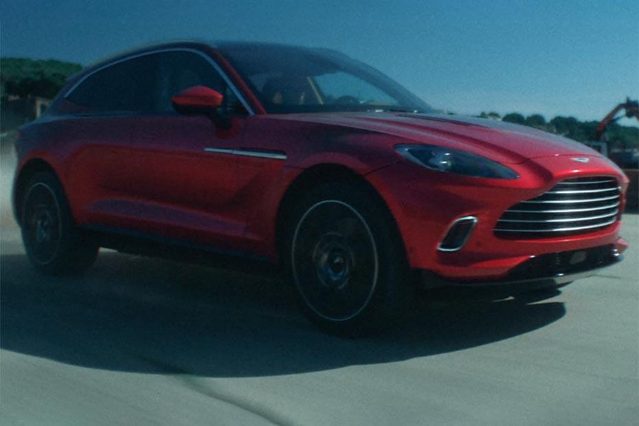 Aston Martin DBX front right side view