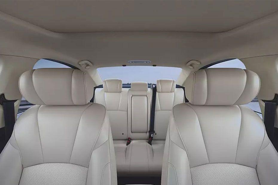Honda_city-hybrid-ehev_front-headrest