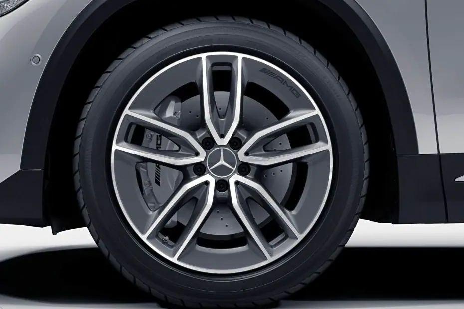 Mercedes-Benz AMG GLA35 Wheel