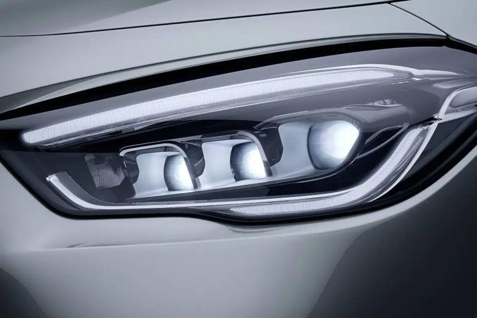 Mercedes-Benz AMG GLA35 Headlight