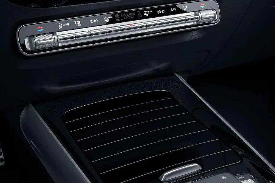 Mercedes-Benz AMG GLA35 ESP Buttons
