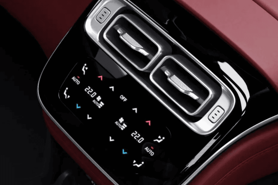 Mercedes-Benz-S-Class-Air Vents