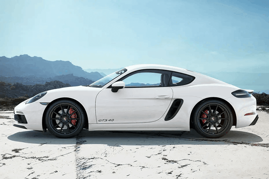 Porsche 718 Left Side View