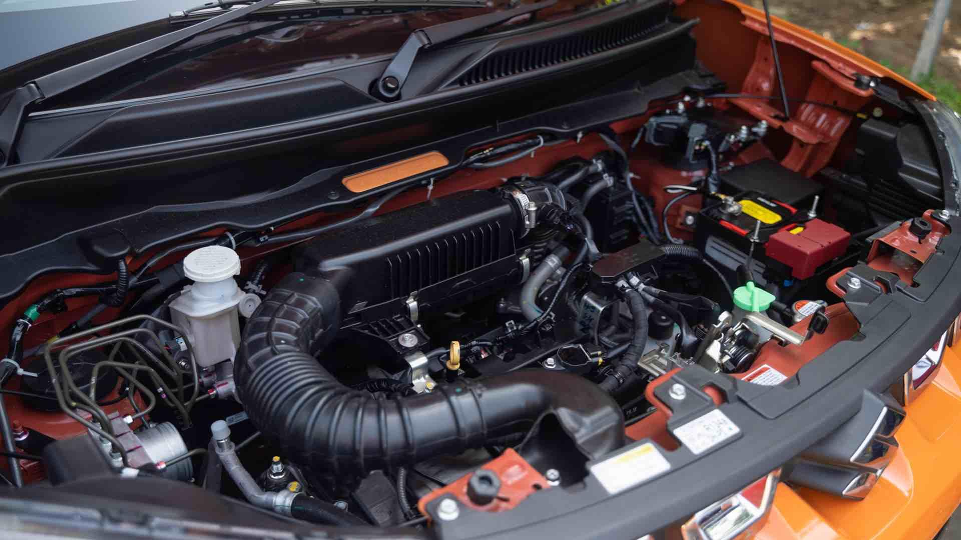 Engine & Performance