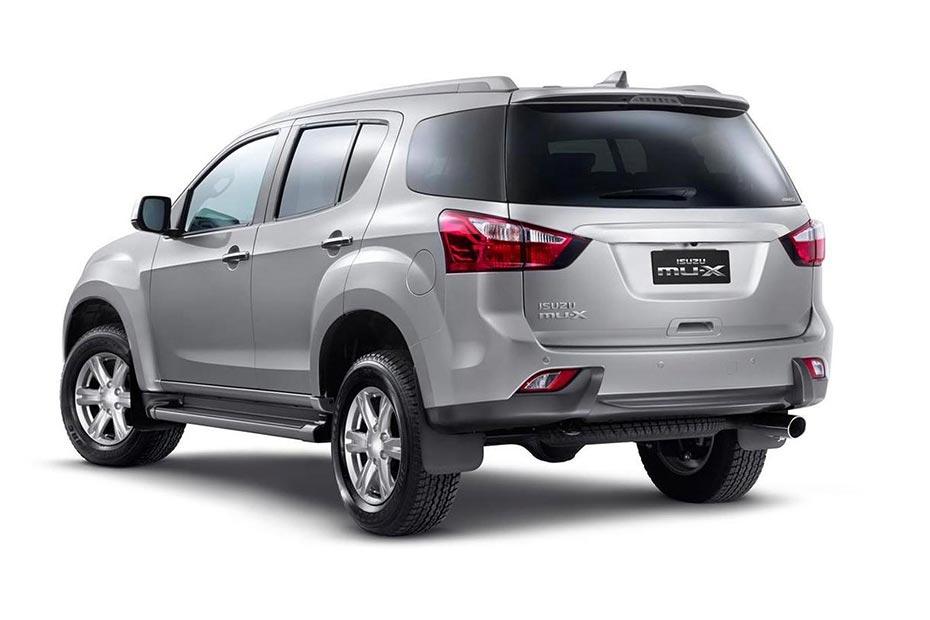 ISUZU MU-X Left Side Rear View