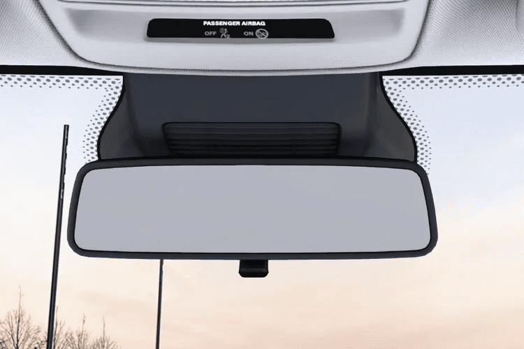 MG Astor Rear View Mirror/Courtesy Lamps