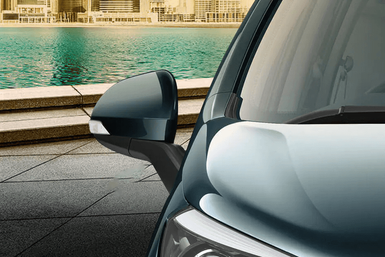 Mahindra Marazzo images