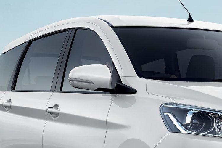 Maruti Ertiga Tour Fog Side Mirror