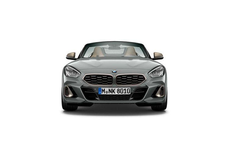 BMW Z4 Front Side View