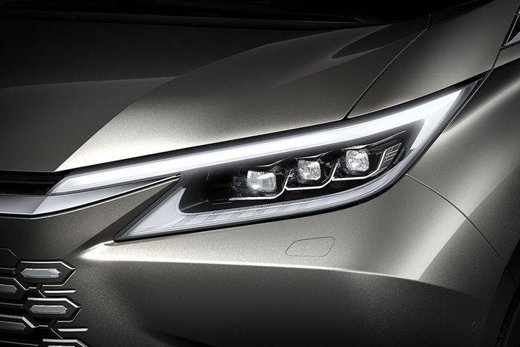 Lexus LM images