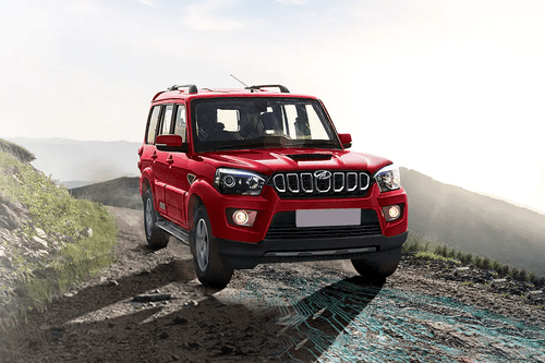 Mahindra Scorpio S MT 9STR