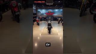 Royal Enfield’s Electric Debut : Flying Flea C6 Blends Heritage With Future-Ready Tech !